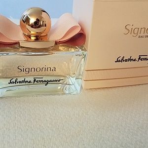 Signorina Salvatore Ferragamo